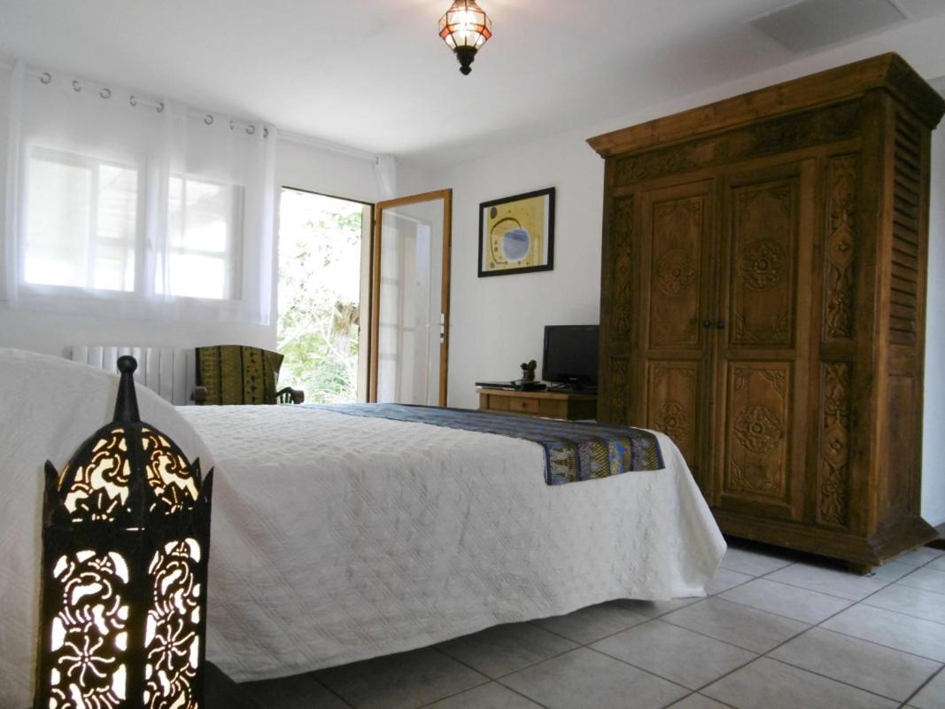 Bed and Breakfast Les Rouges Gorges Lugos Esterno foto